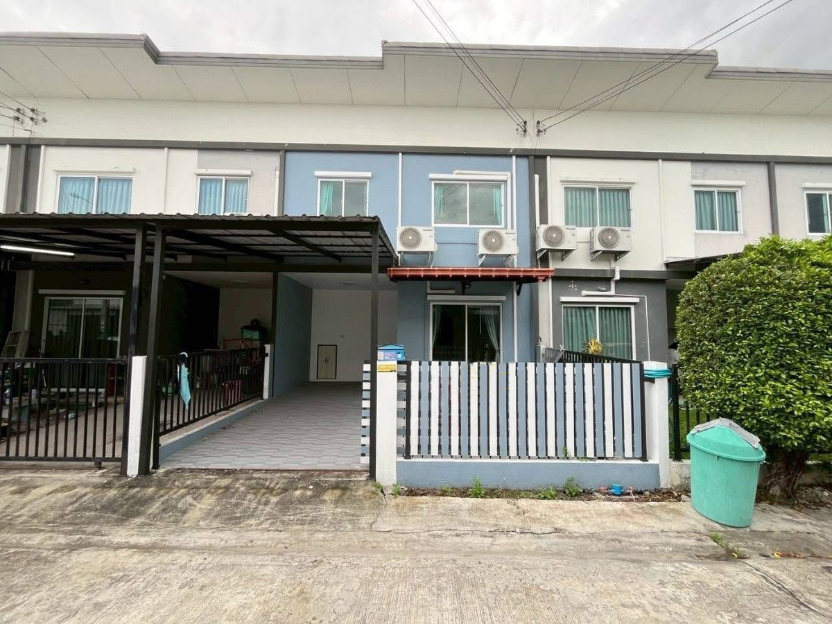 ให้เช่าทาวน์โฮมลาดกระบัง สุวรรณภูมิ : ให้เช่าทาวน์โฮมรีโนเวทใหม่ หมู่บ้านลลิล ไลโอบลิสซ์ ซอยลาดกระบัง 54 ใกล้สนามสุวรรณภูมิ