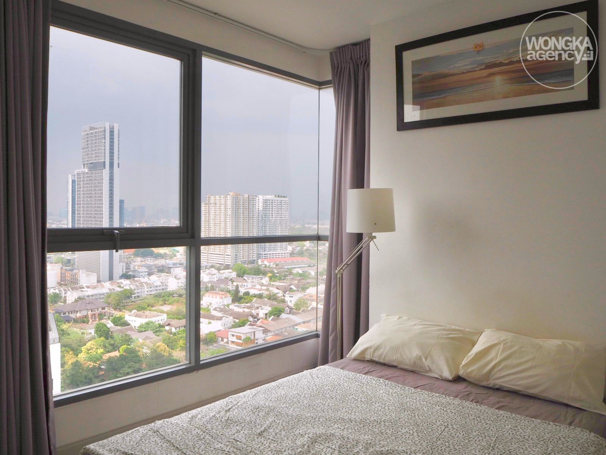 ขายคอนโดอ่อนนุช อุดมสุข : ขายคอนโด 2 ห้องนอน Ideo Mobi Sukhumvit 81 ใกล้ BTS อ่อนนุช เพียง 150 ม. พร้อมเฟอร์นิเจอร์