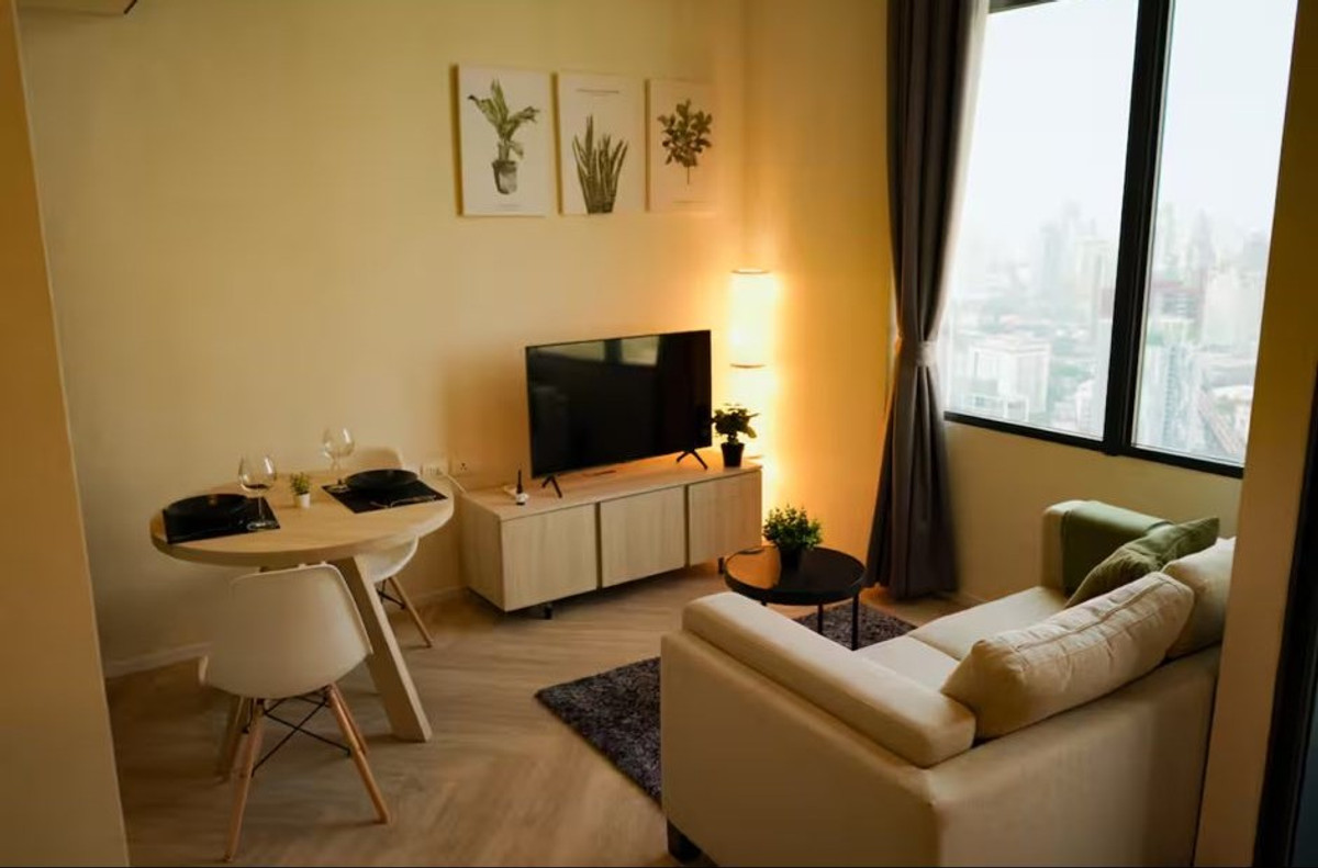 ให้เช่าคอนโดอ่อนนุช อุดมสุข : ห้องว่างพร้อมย้าย ดูเพล็ก 1 นอน 