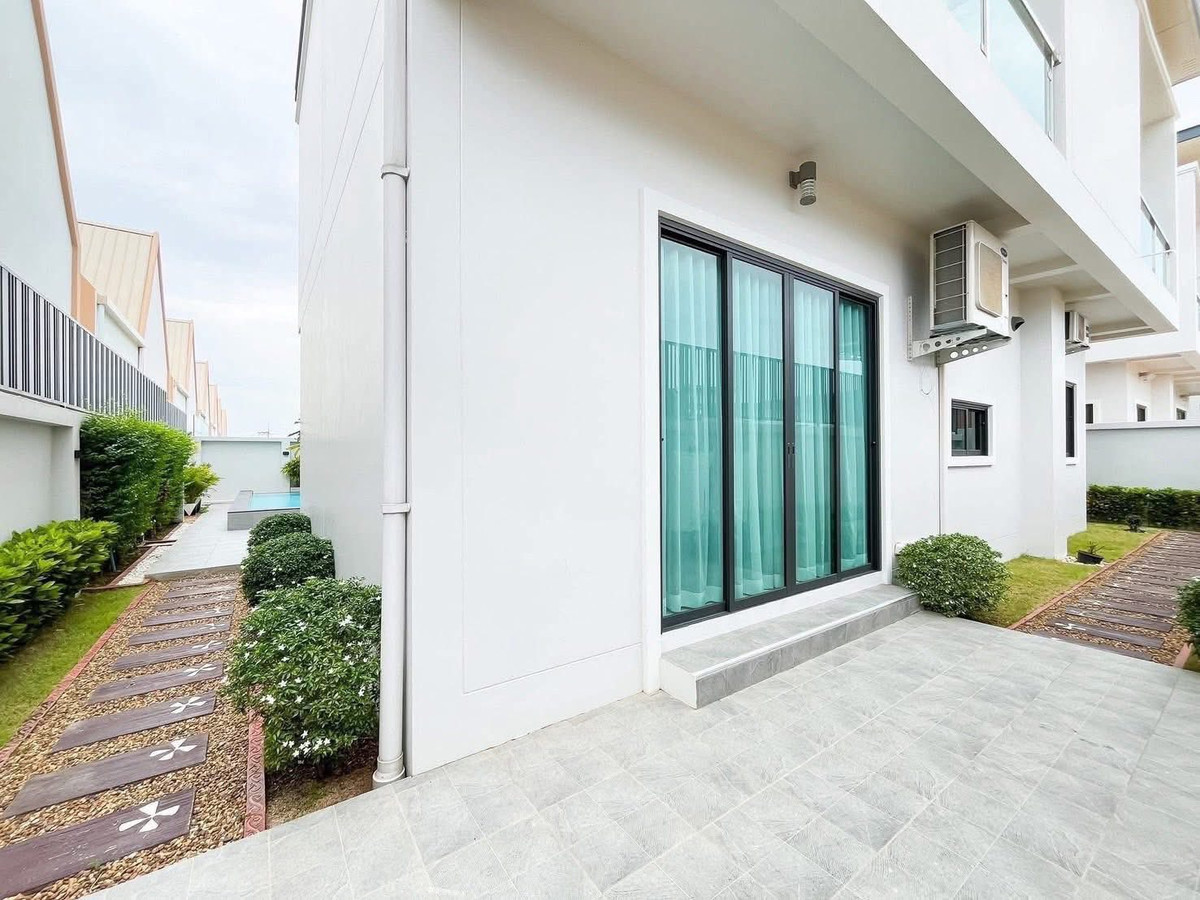 For SaleHousePattaya, Bangsaen, Chonburi : 🏡 Jin Village Land and House | Modern Luxury Pool Villa | เริ่มต้น 9.X – 1X.X ล้านบาท