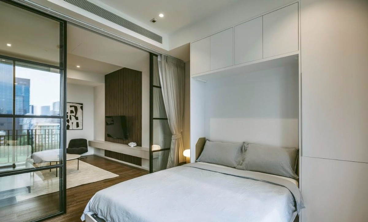 For RentCondoWitthayu, Chidlom, Langsuan, Ploenchit : LTH14524 – Condo for Rent | Muniq Langsuan | 78.2 sqm | 2 Beds 1 Bath | Near BTS Chit Lom | 120K/Month | Condo for rent Muniq Langsuan