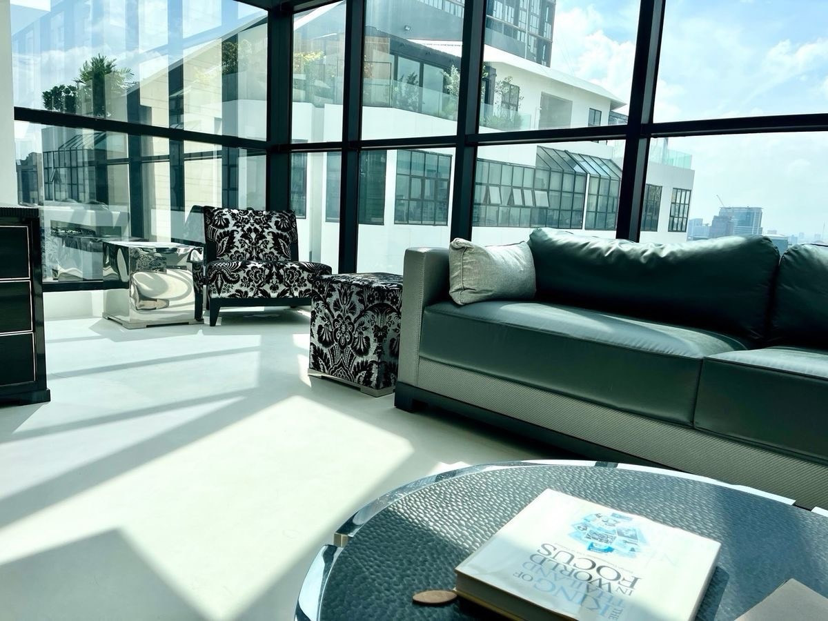 For SaleCondoSathorn, Narathiwat : Penthouse for sale in the middle of Sathorn, Sathorn Garden, 462 sq m.