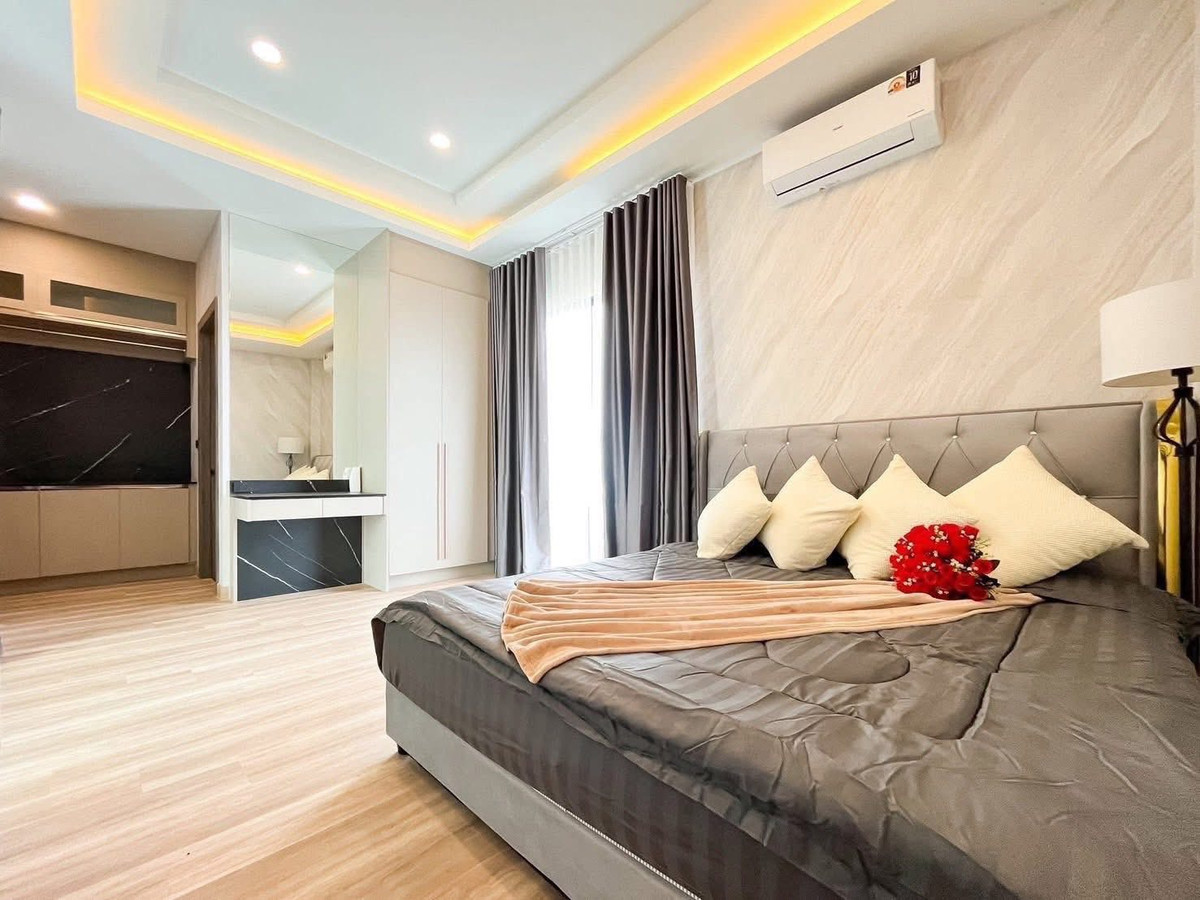 For SaleHousePattaya, Bangsaen, Chonburi : 🏡 Jin Village Land and House | Modern Luxury Pool Villa | เริ่มต้น 9.X – 1X.X ล้านบาท