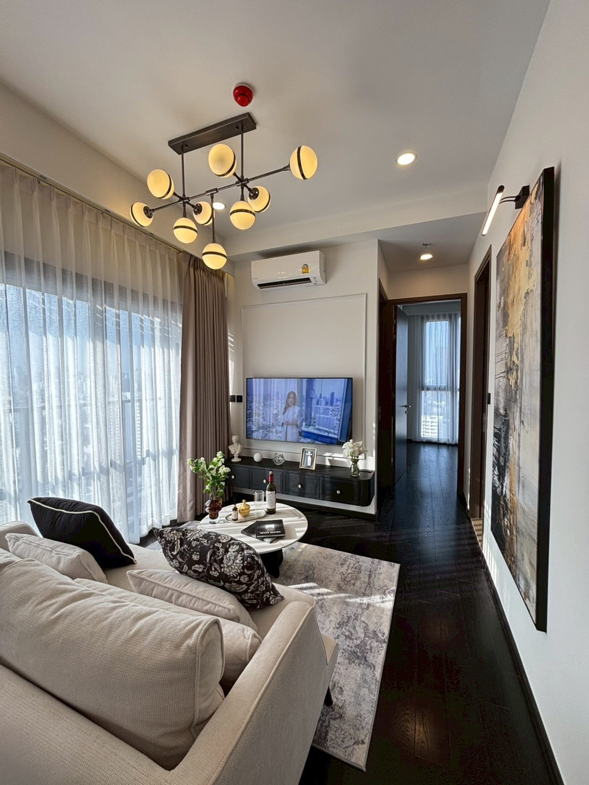 ให้เช่าคอนโดสุขุมวิท อโศก ทองหล่อ : Condo for rent Park Origin Thonglor Monthly 100,000 thb.