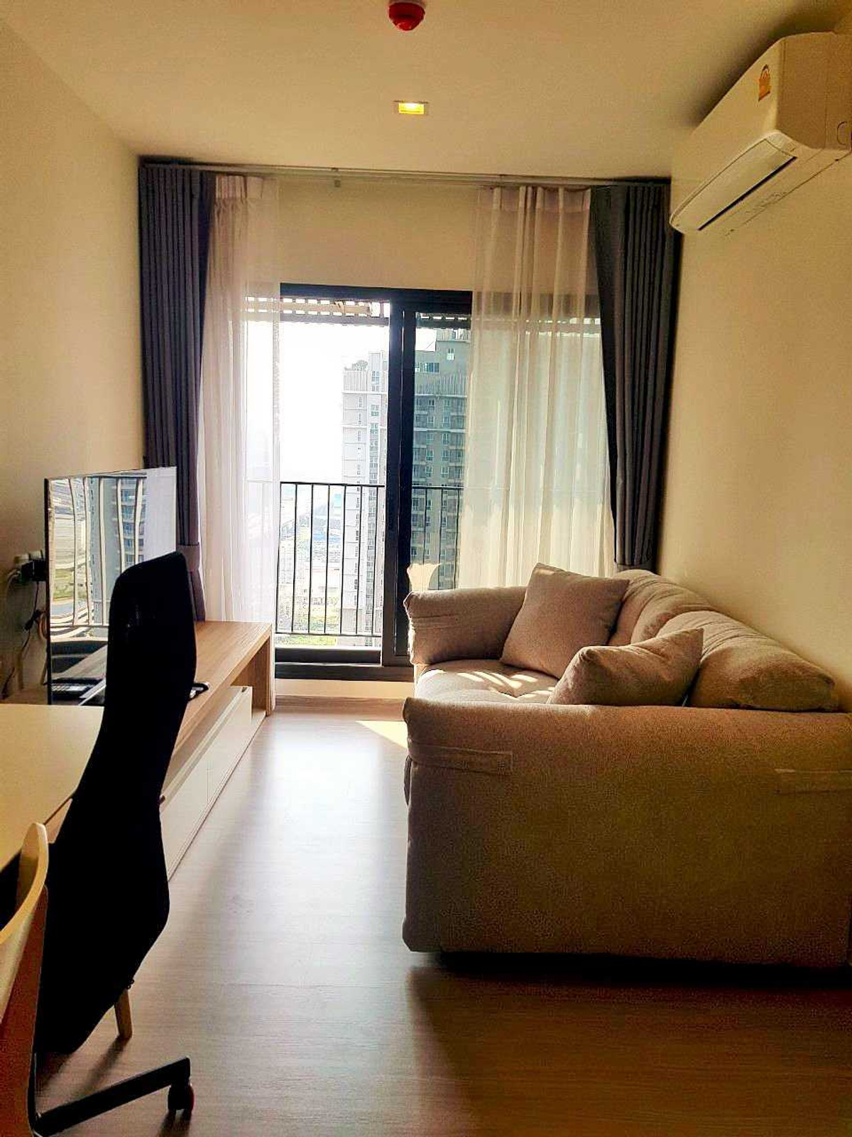 For SaleCondoRama9, Petchburi, RCA : Condo for Sale: Life Asoke Hype 32.57 sqm, Near MRT Rama 9