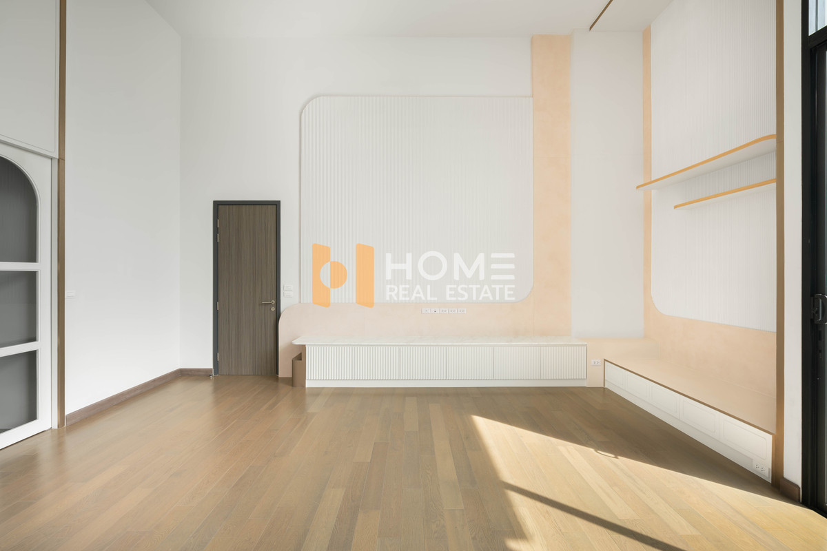 ขายบ้านเกษตรศาสตร์ รัชโยธิน : บ้านแปลงมุม ใกล้ BTS เพียง 500 ม. ✨ บ้านพร้อมที่ดิน เดอะ มาสเตอร์ เอกมัย - รามอินทรา / 5 ห้องนอน (ขาย), House with land The Master Ekkamai - Ramintra / 5 Bedrooms (FOR SALE) TPM335