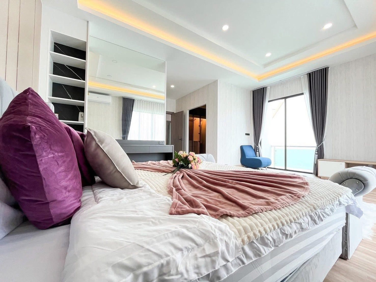 For SaleHousePattaya, Bangsaen, Chonburi : 🏡 Jin Village Land and House | Modern Luxury Pool Villa | เริ่มต้น 9.X – 1X.X ล้านบาท