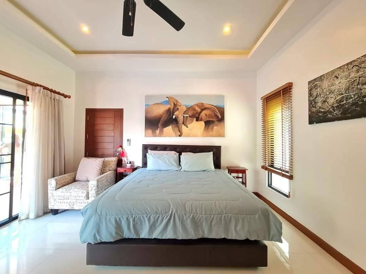 For SaleHousePattaya, Bangsaen, Chonburi : House with land Talay Sawan Village / 3 Bedrooms (FOR SALE) AM065