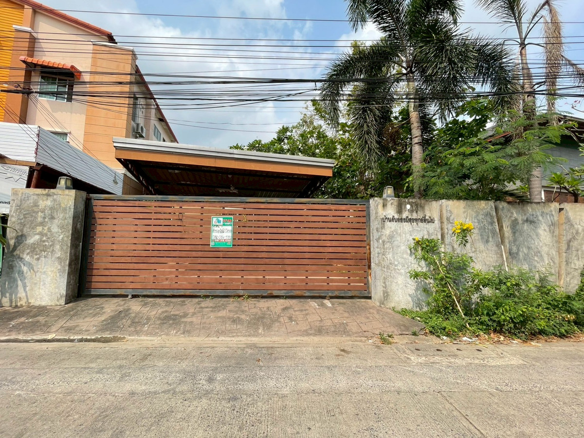 ขายที่ดินวิภาวดี ดอนเมือง หลักสี่ : 95728 - ขายที่ดิน พร้อมสิ่งปลูกสร้างเป็นเรือนรับรอง เนื้อที่ 103ตารางวา ในซอยแจ้งวัฒนะ 10 แยก 9-1-15 ทำเลดี เนื้อที่เยอะ เหมาะแก่การทำบ้านพักอาศัย