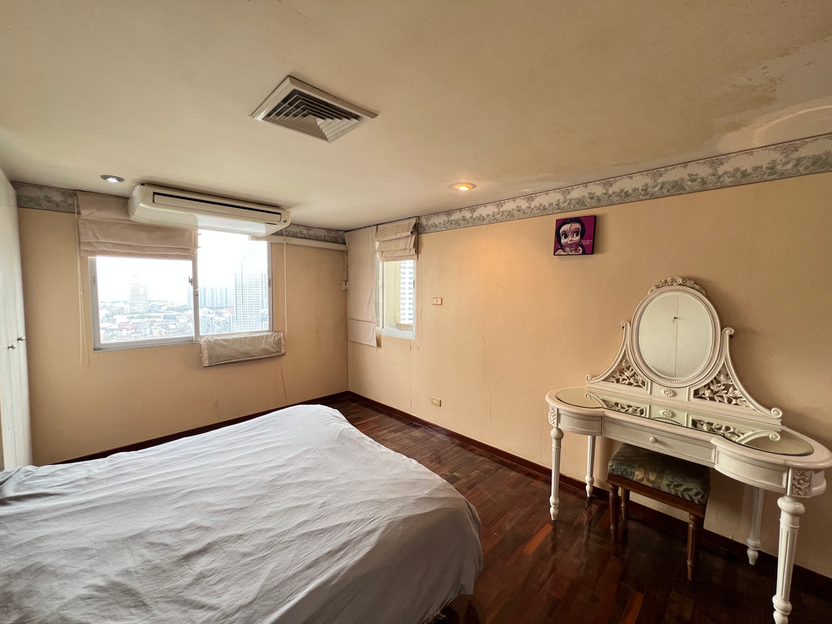 For SaleCondoRama3 (Riverside),Satupadit : SV City Rama 3 / 3 Bedrooms (FOR SALE), SV City Rama 3 / 3 Bedrooms (For Sale) LD065