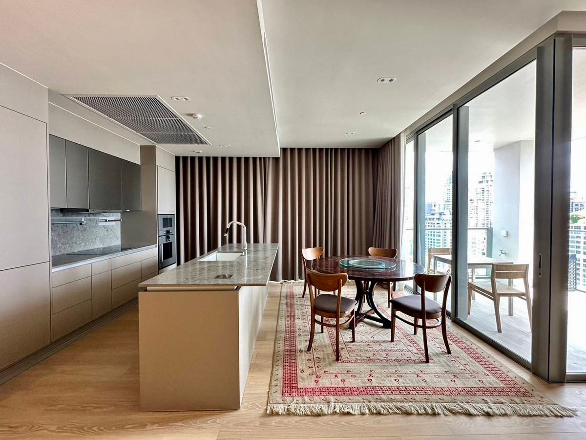 For SaleCondoWitthayu, Chidlom, Langsuan, Ploenchit : Tonson One Residence Penthouse: 3bed 3bath + maid 254.12sqm 158,000,000 Am: 0656199198