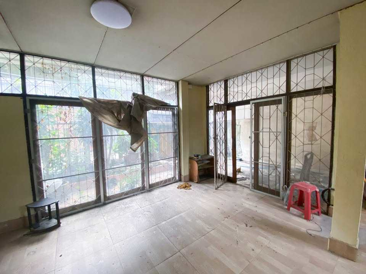 For RentTownhomeSukhumvit, Asoke, Thonglor : LTH14549 – Townhome for Rent | Ekkamai 12 | 24 sq.w. | 200 sqm | 3 Beds 2 Baths | Near BTS Ekkamai | 50K/Month | Townhome for rent Ekkamai 12