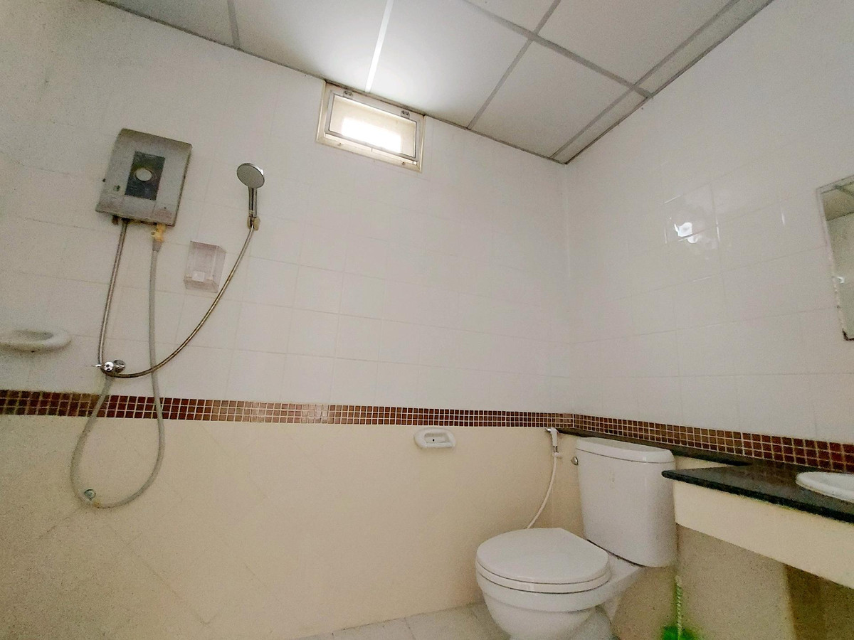 For SaleTownhomeNakhon Pathom : Corner townhouse for sale Pruksaphan Village, Lam Phaya, Nakhon Pathom, 20 sq m, 2 bedrooms, 2 bathrooms, near Central Nakhon Pathom, only 1.49 million baht.