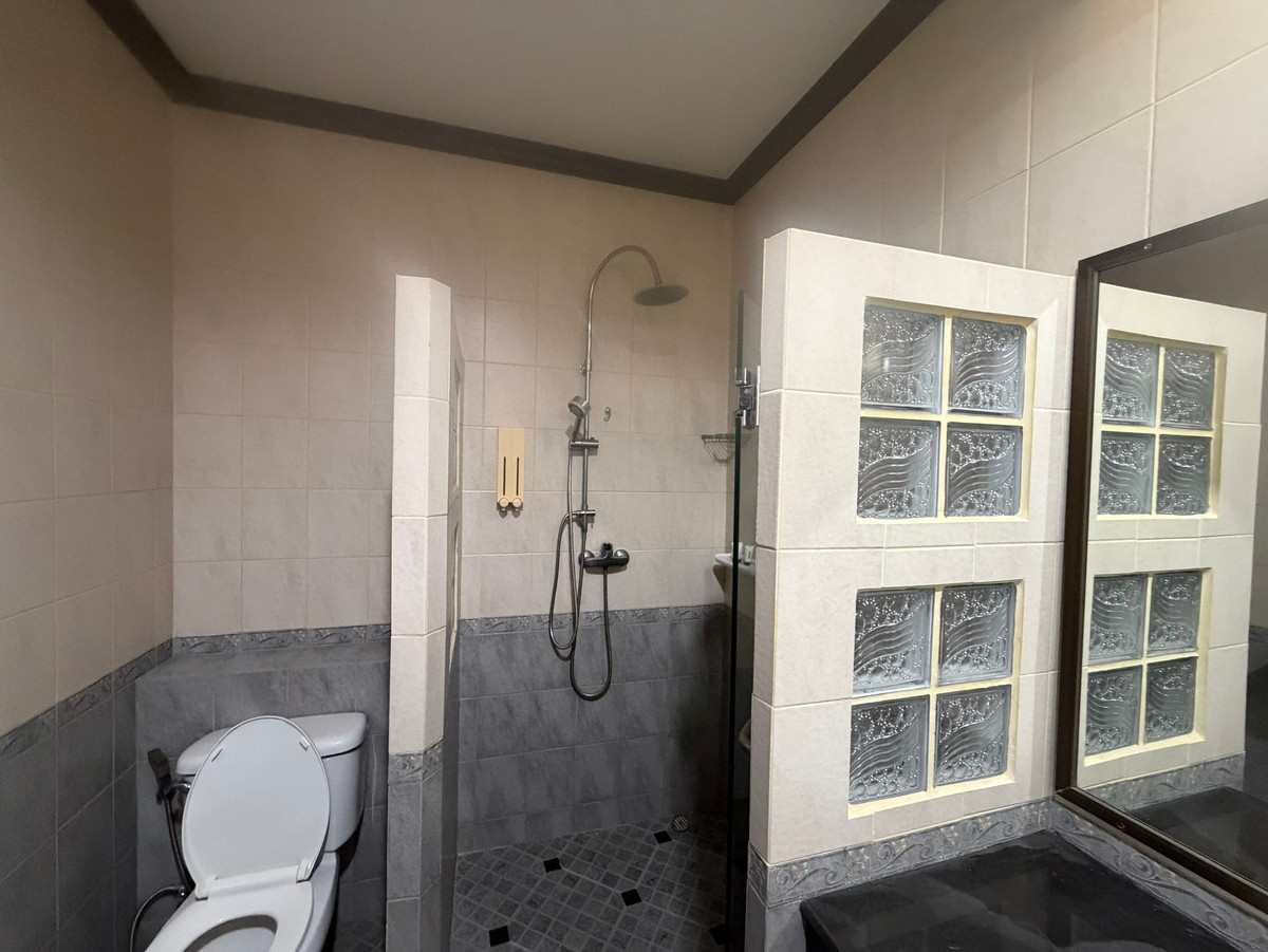 ให้เช่าบ้านสุขุมวิท อโศก ทองหล่อ : ให้เช่าบ้านใหญ่ ใกล้เอกมัย ทองหล่อ เลี้ยงสัตว์ขนาดเล็กได้ ในซอยปรีดีพนมยงค์ 25  	