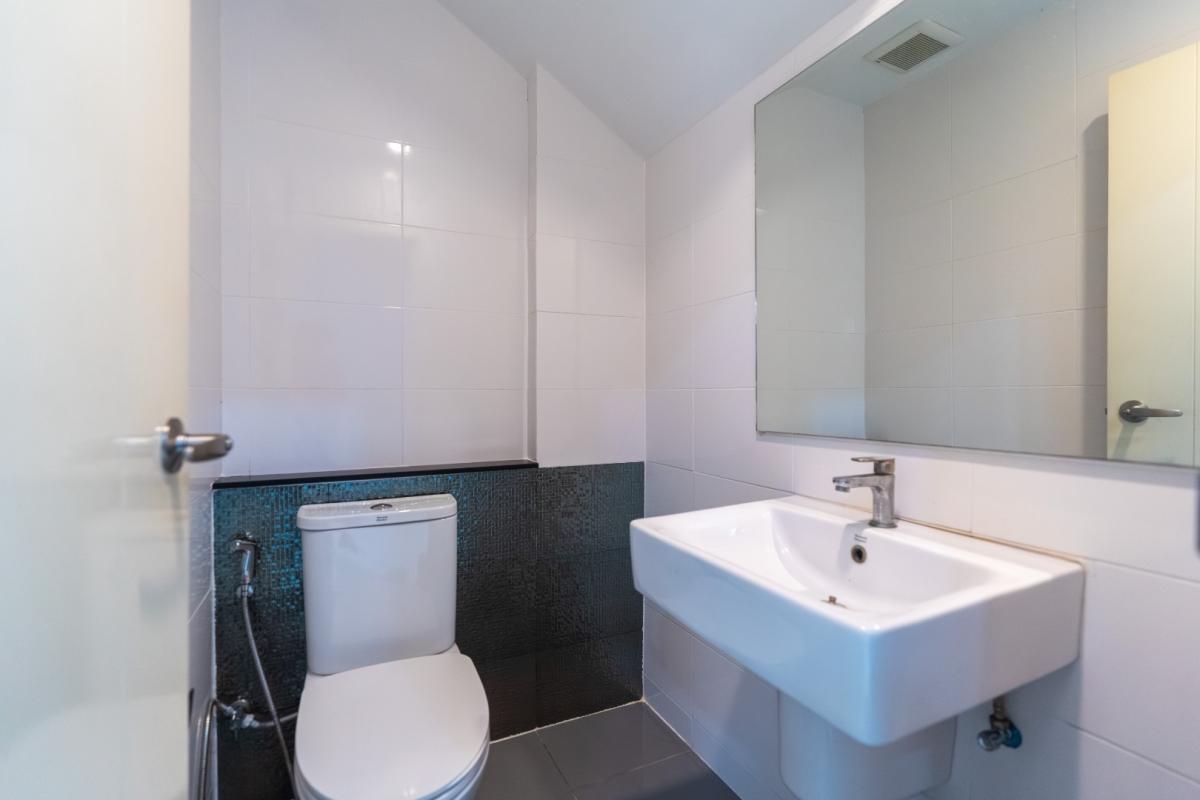 For RentHousePattanakan, Srinakarin : 🔥For Rent Immediately🔥 Baan Klang Muang The Edition Rama 9 - Bangkok Kreetha, 3 bedrooms, 3 bathrooms. Brand new house, excellent condition, convenient location, ready to move in❗