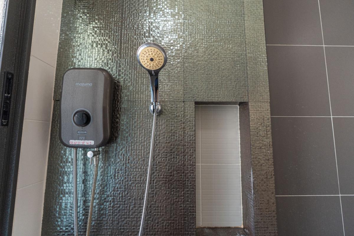 For RentHousePattanakan, Srinakarin : 🔥For Rent Immediately🔥 Baan Klang Muang The Edition Rama 9 - Bangkok Kreetha, 3 bedrooms, 3 bathrooms. Brand new house, excellent condition, convenient location, ready to move in❗