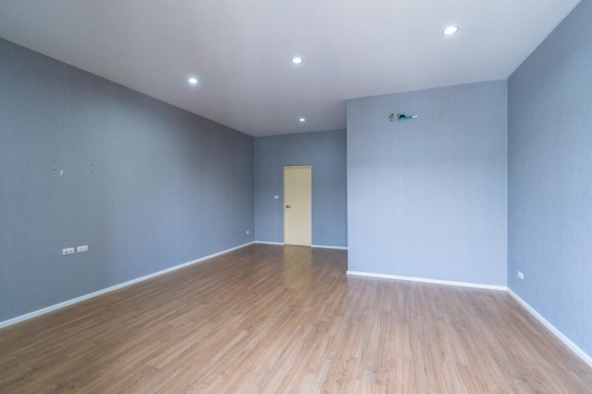 For RentHousePattanakan, Srinakarin : 🔥For Rent Immediately🔥 Baan Klang Muang The Edition Rama 9 - Bangkok Kreetha, 3 bedrooms, 3 bathrooms. Brand new house, excellent condition, convenient location, ready to move in❗