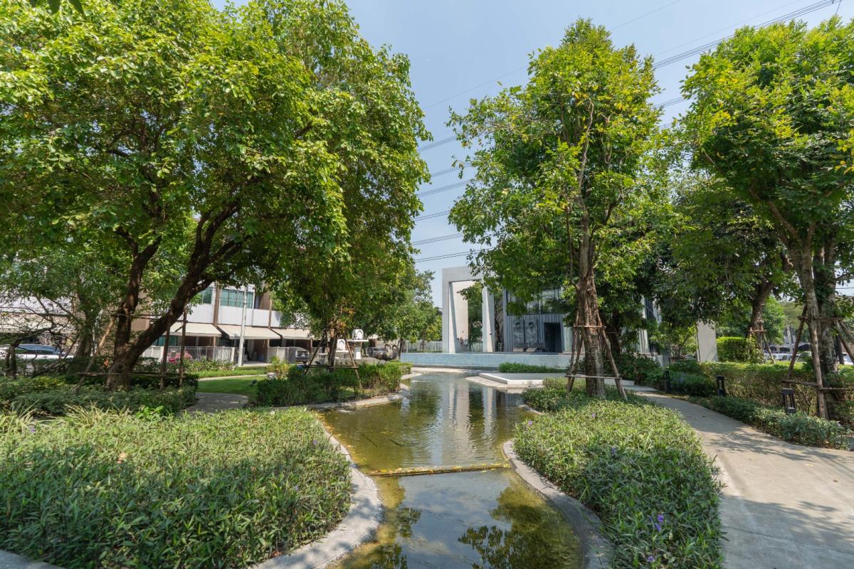 For RentHousePattanakan, Srinakarin : 🔥For Rent Immediately🔥 Baan Klang Muang The Edition Rama 9 - Bangkok Kreetha, 3 bedrooms, 3 bathrooms. Brand new house, excellent condition, convenient location, ready to move in❗