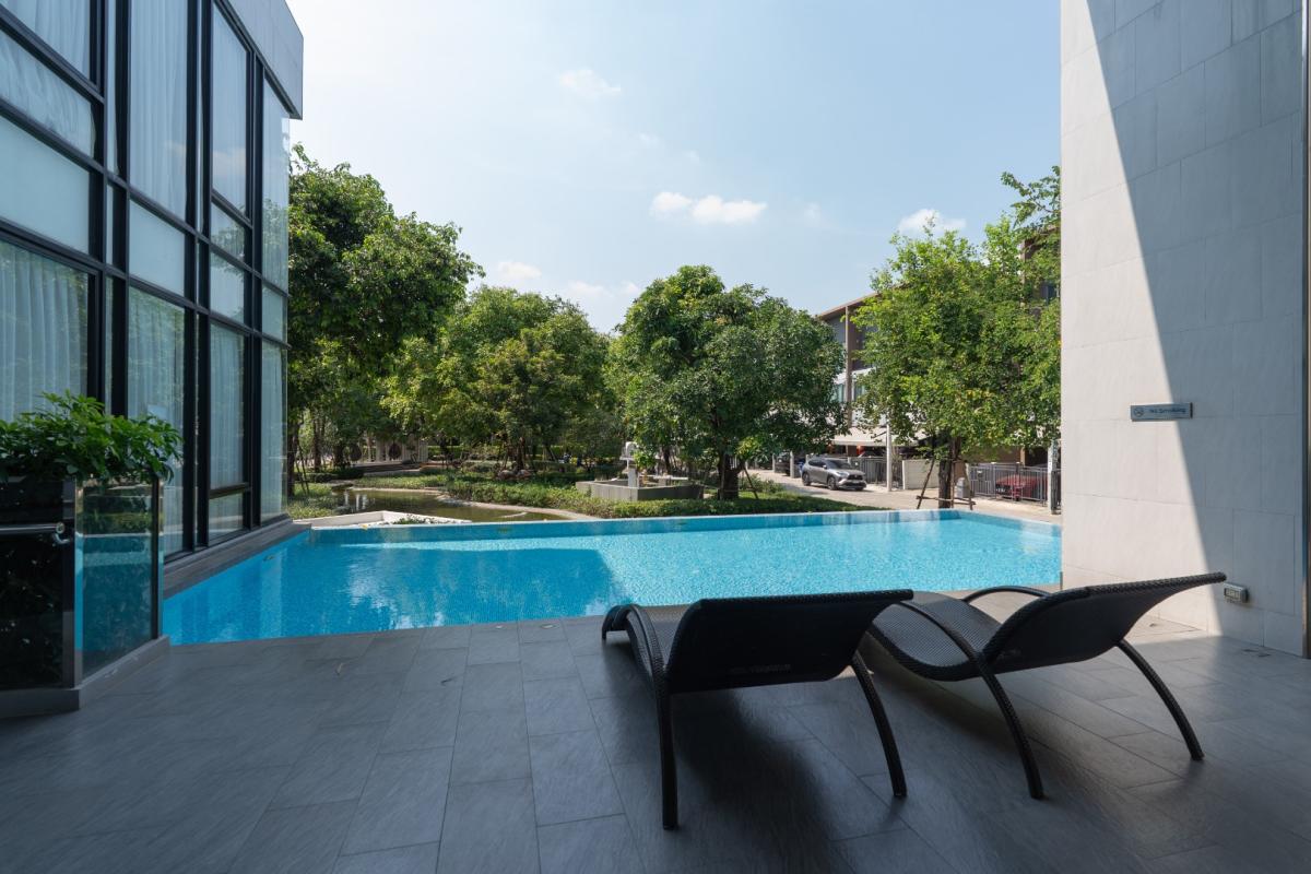 For RentHousePattanakan, Srinakarin : 🔥For Rent Immediately🔥 Baan Klang Muang The Edition Rama 9 - Bangkok Kreetha, 3 bedrooms, 3 bathrooms. Brand new house, excellent condition, convenient location, ready to move in❗