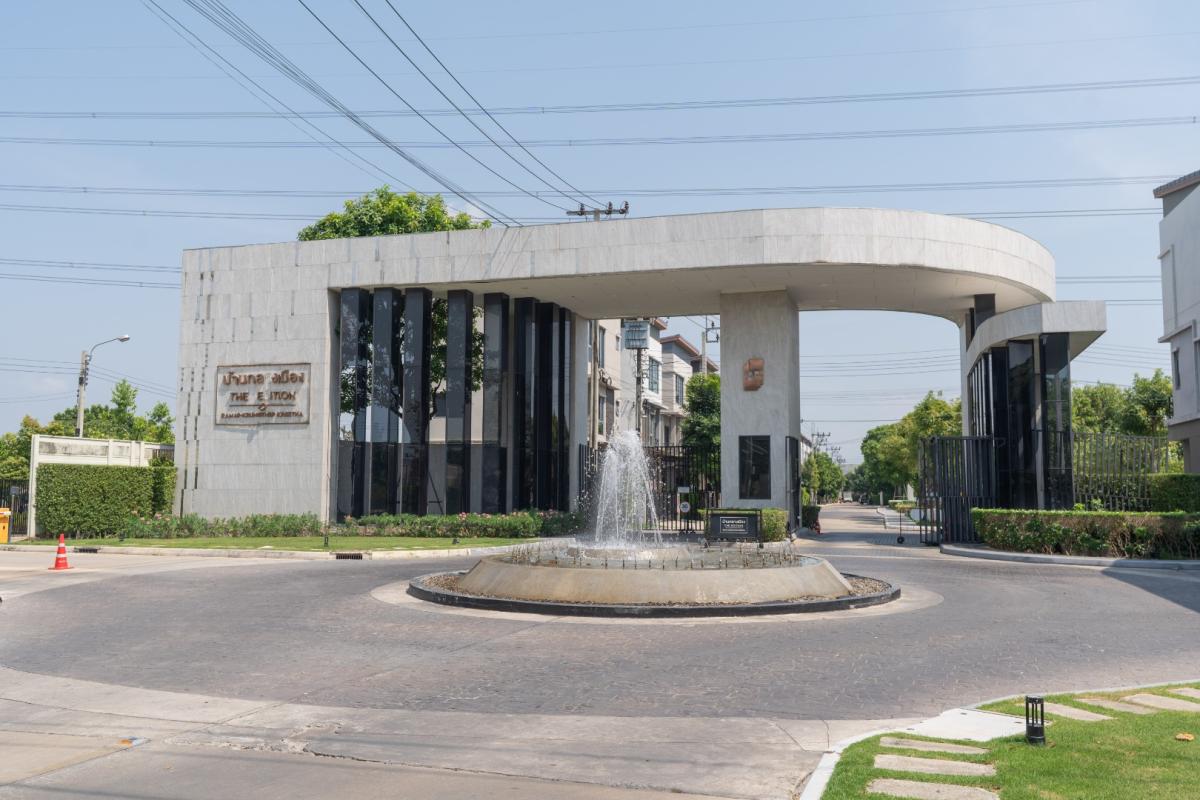 For RentHousePattanakan, Srinakarin : 🔥For Rent Immediately🔥 Baan Klang Muang The Edition Rama 9 - Bangkok Kreetha, 3 bedrooms, 3 bathrooms. Brand new house, excellent condition, convenient location, ready to move in❗