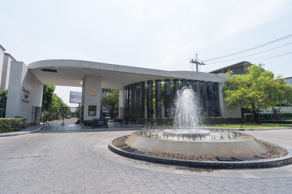 For RentHousePattanakan, Srinakarin : 🔥For Rent Immediately🔥 Baan Klang Muang The Edition Rama 9 - Bangkok Kreetha, 3 bedrooms, 3 bathrooms. Brand new house, excellent condition, convenient location, ready to move in❗