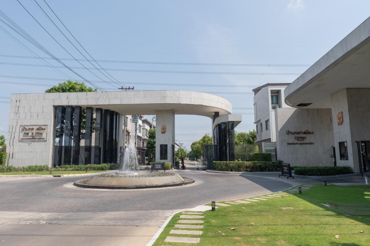 For RentHousePattanakan, Srinakarin : 🔥For Rent Immediately🔥 Baan Klang Muang The Edition Rama 9 - Bangkok Kreetha, 3 bedrooms, 3 bathrooms. Brand new house, excellent condition, convenient location, ready to move in❗