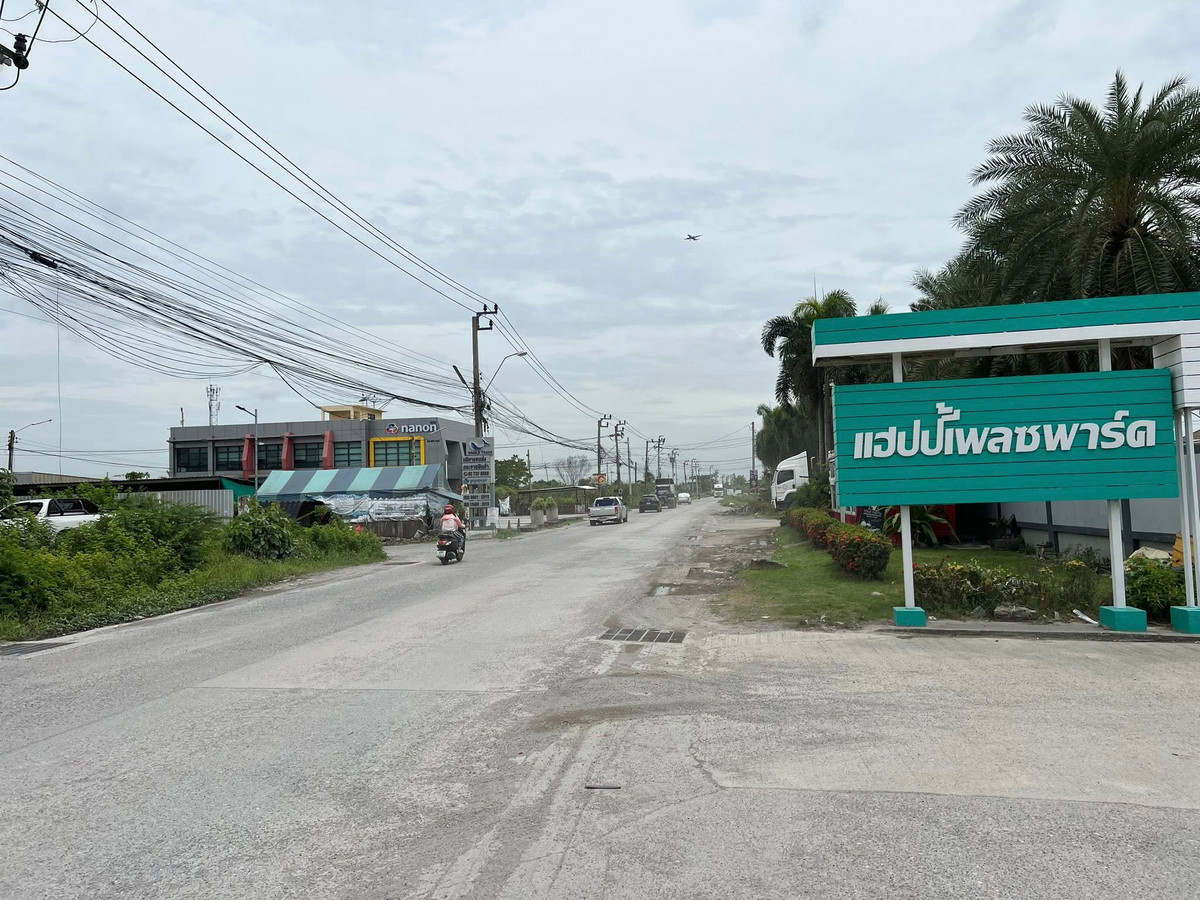 ขายที่ดินลาดกระบัง สุวรรณภูมิ : ที่ดิน ถนนเจ้าคุณทหาร ลาดกระบัง / (ขาย), Land Chao Khun Thahan Road Lat Krabang / (FOR SALE) FAHS009
