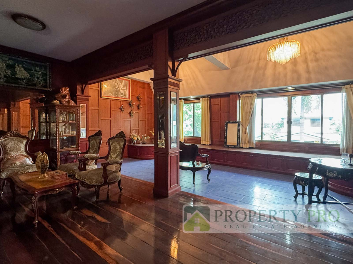 For SaleHouseChaengwatana, Muangthong : 2 Story Detached house for Sale Ban Sahakon Khehasathan 3 Soi Tiwanon-Pak Kret 22, 4 beds 4 baths 300 Sqw Near Pak Kert Bypass Chaeng Watthana Rama IV Bridge Expressway : KT26S-003