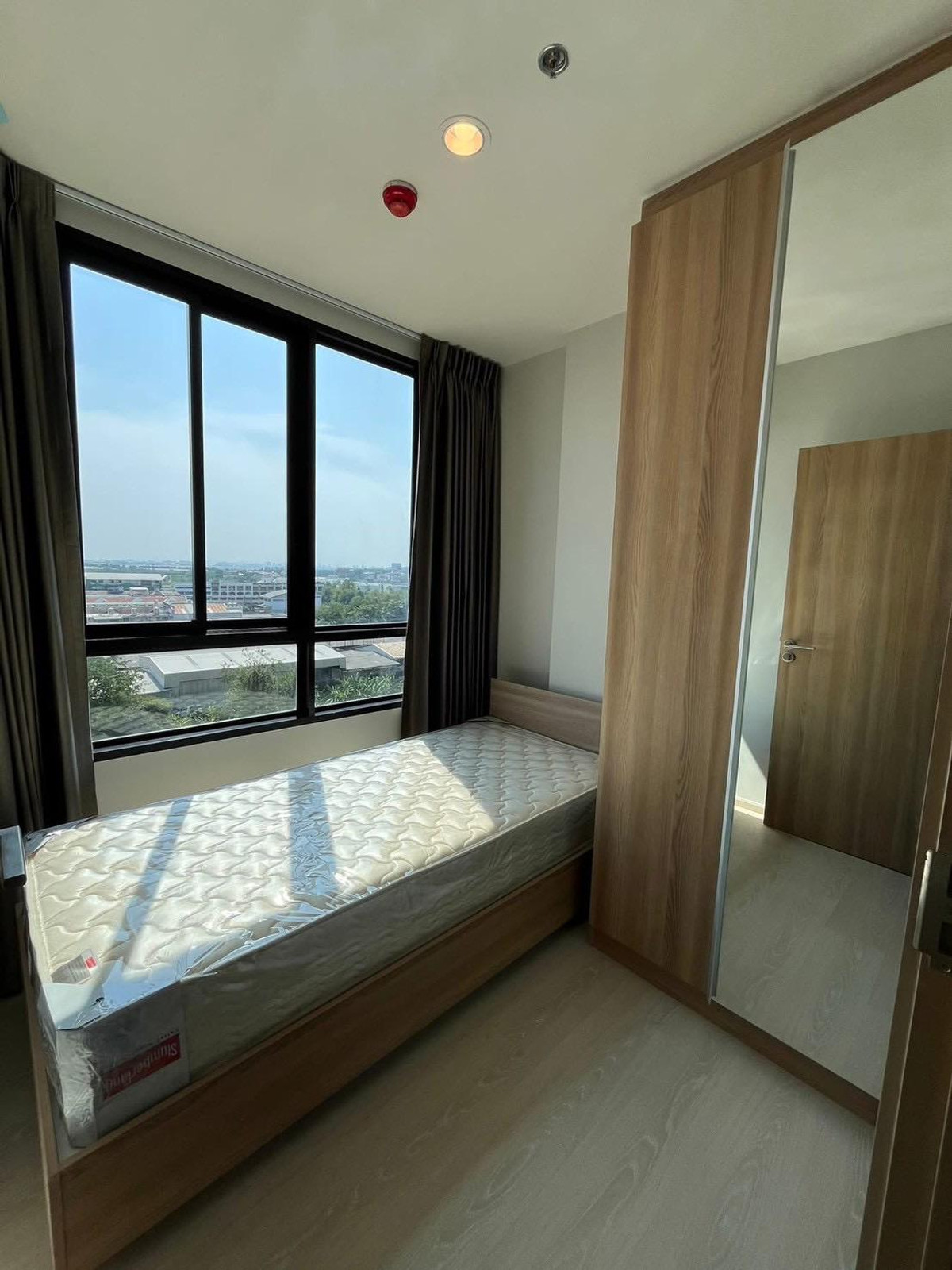 For RentCondoVipawadee, Don Mueang, Lak Si : ✅ 100% Brand-New 2-Bedroom Units – Choose Any Available Unit in the Project ✅ Condo for Rent at NUE Connext Don Mueang (New Connext Don Mueang)