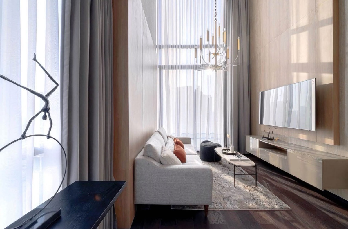 CondoSukhumvit, Asoke, Thonglor : 🏙 Rare Luxury Duplex 2BR | 98 sqm | 2 Parking | Prime Sukhumvit 57 | Walk to BTS Thong lor