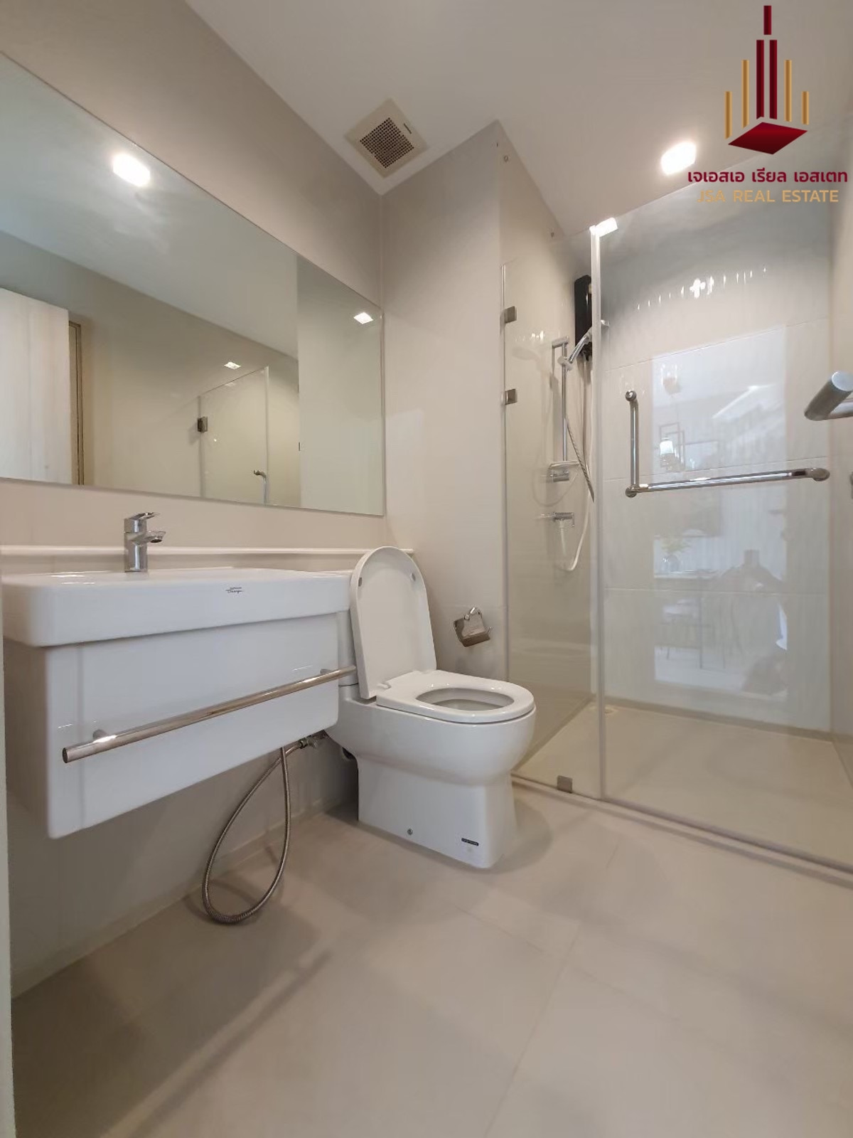 ขายคอนโดวิทยุ ชิดลม หลังสวน : ✨ For Sale: Life One Wireless Condo ✨  💰 Only 7,630,000 THB