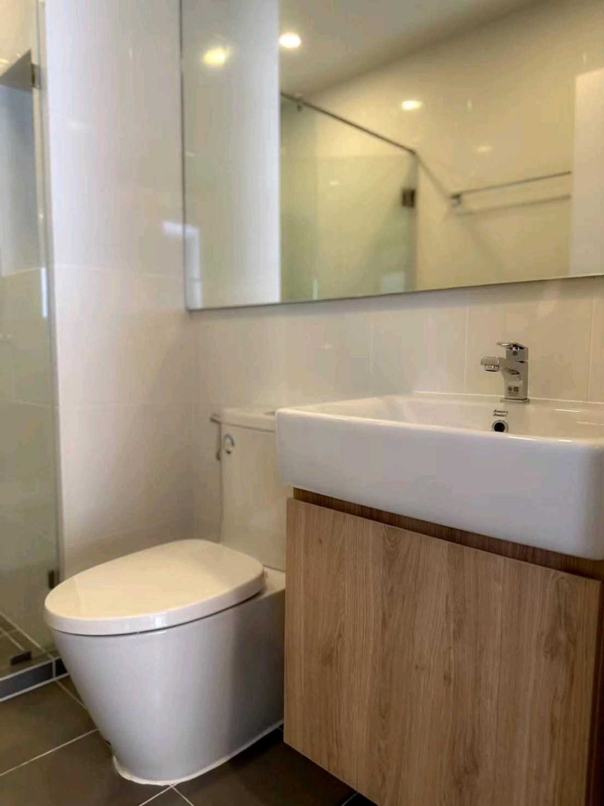 ให้เช่าคอนโดปิ่นเกล้า จรัญสนิทวงศ์ : 💦 คอนโดทำเลทอง ใกล้ศิริราช–ธรรมศาสตร์ เดินทางสะดวกมาก ห้องว่างพร้อมอยู่ เข้าอยู่ได้ทันที 💦