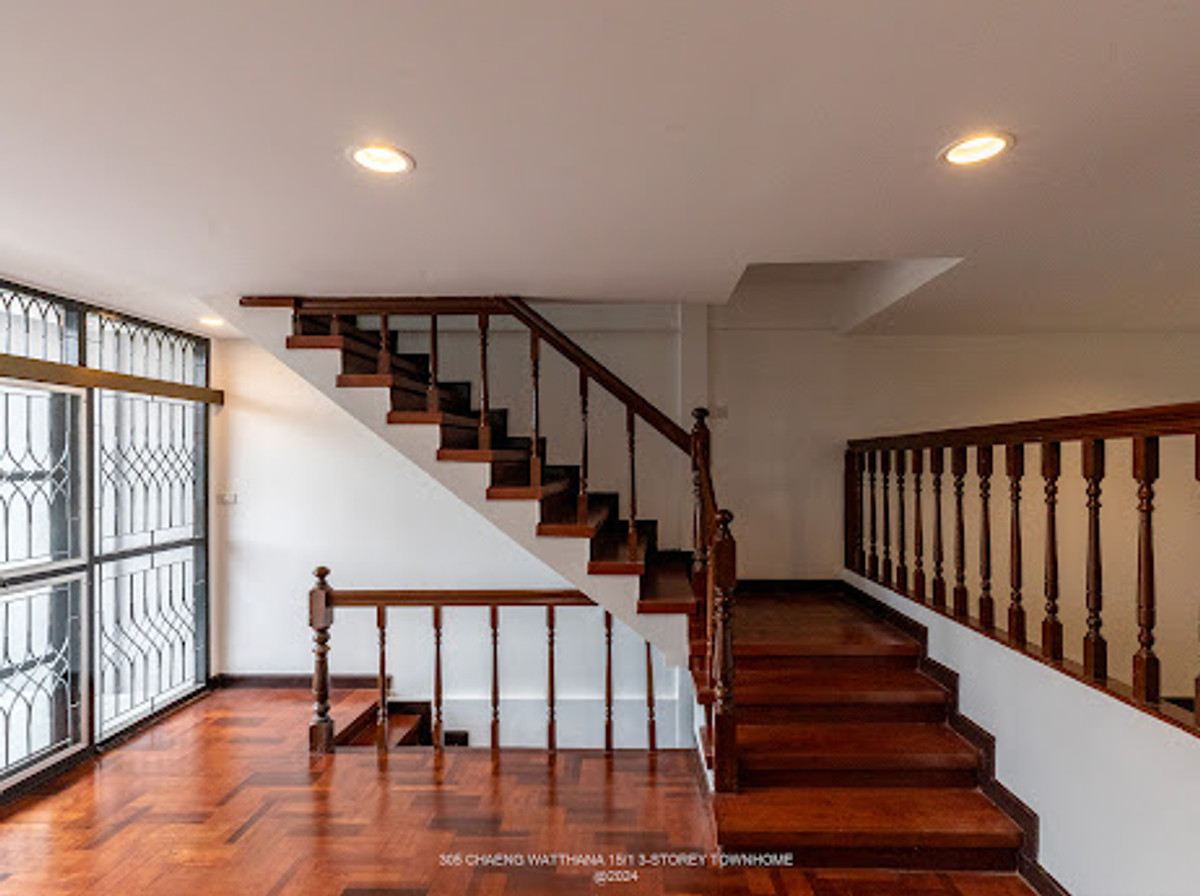 ให้เช่าทาวน์โฮมแจ้งวัฒนะ เมืองทอง : ให้เช่าทาวน์โฮม ใกล้ รถไฟฟ้า แจ้งวัฒนะ 14 เพียง 1 นาที