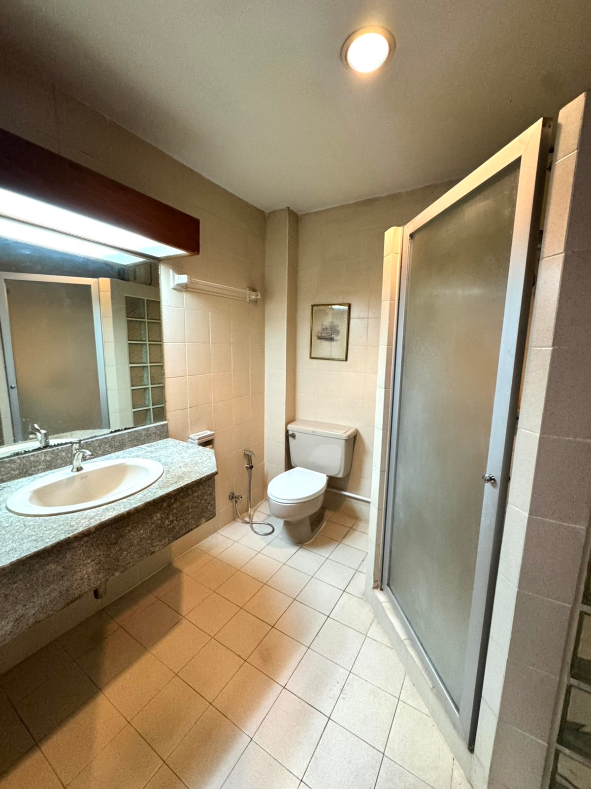 ให้เช่าทาวน์โฮมสุขุมวิท อโศก ทองหล่อ : Townhome Thonglor soi 7 950m from BTS Thonglor: 4Fl 36sqwah 450sqm. 6bed 4bath 250,000/mth. Am: 0656199198