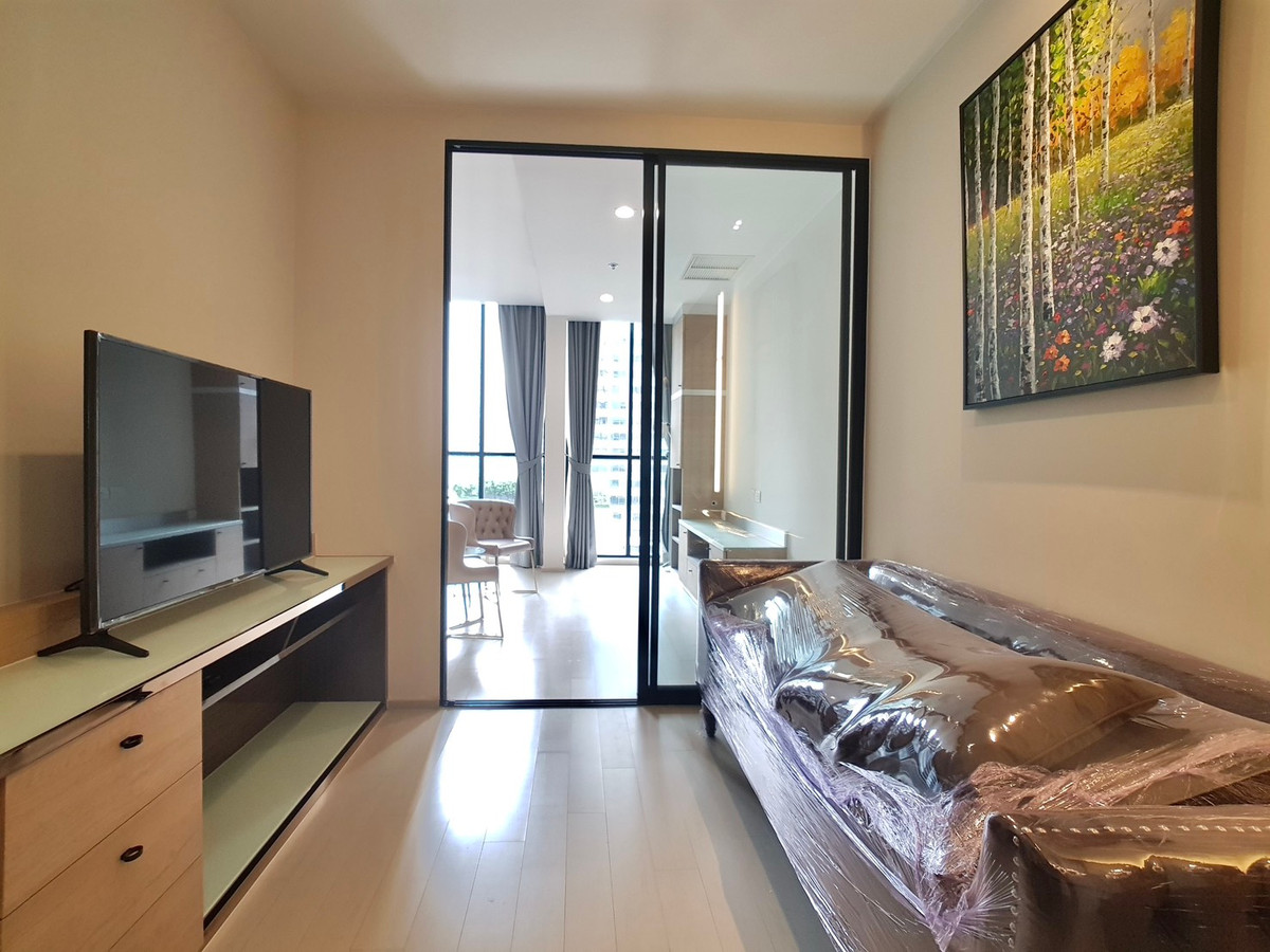For RentCondoWitthayu, Chidlom, Langsuan, Ploenchit : Condo for rent, Noble Ploenchit, 1 bedroom, Ploenchit-Chidlom area, near BTS Ploenchit, near central Embassy.