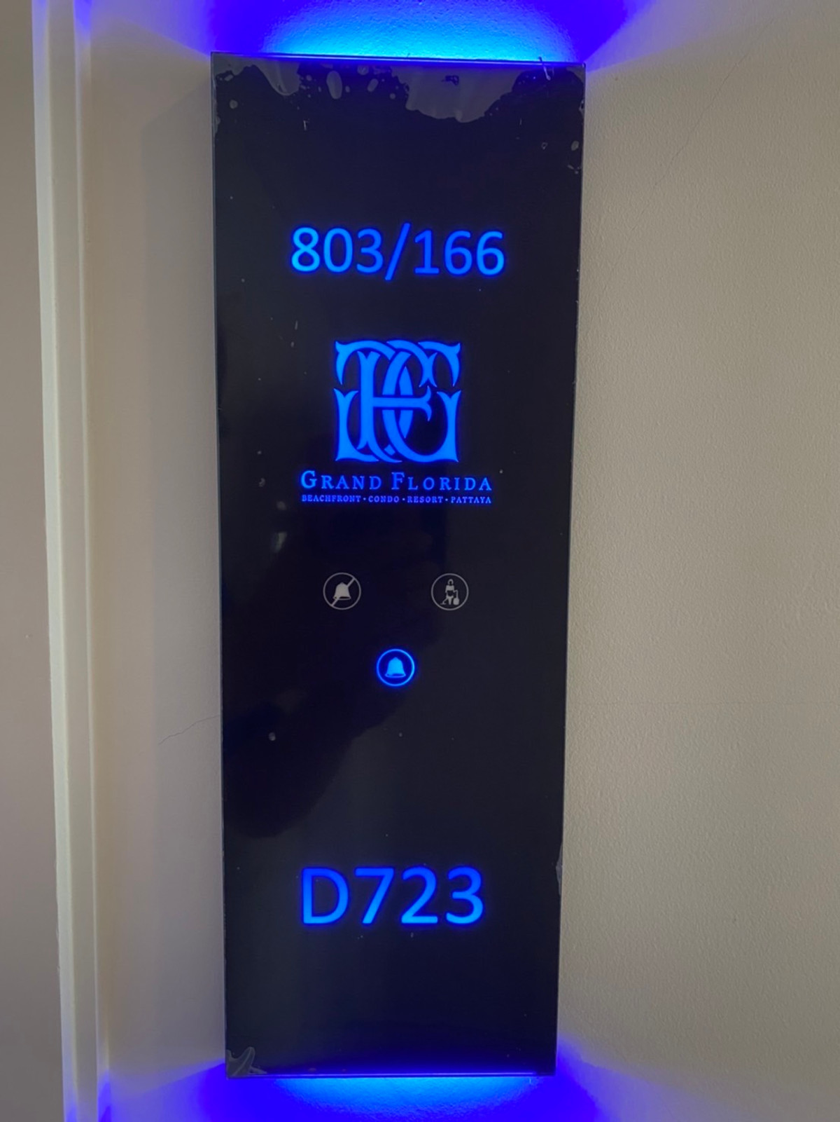 ขายคอนโดพัทยา บางแสน ชลบุรี สัตหีบ : ขาย คอนโดแกรนด์ ฟลอริด้า พัทยา (Grand Florida Pattaya) คอนโดติดริมทะเล หาดส่วนตัว