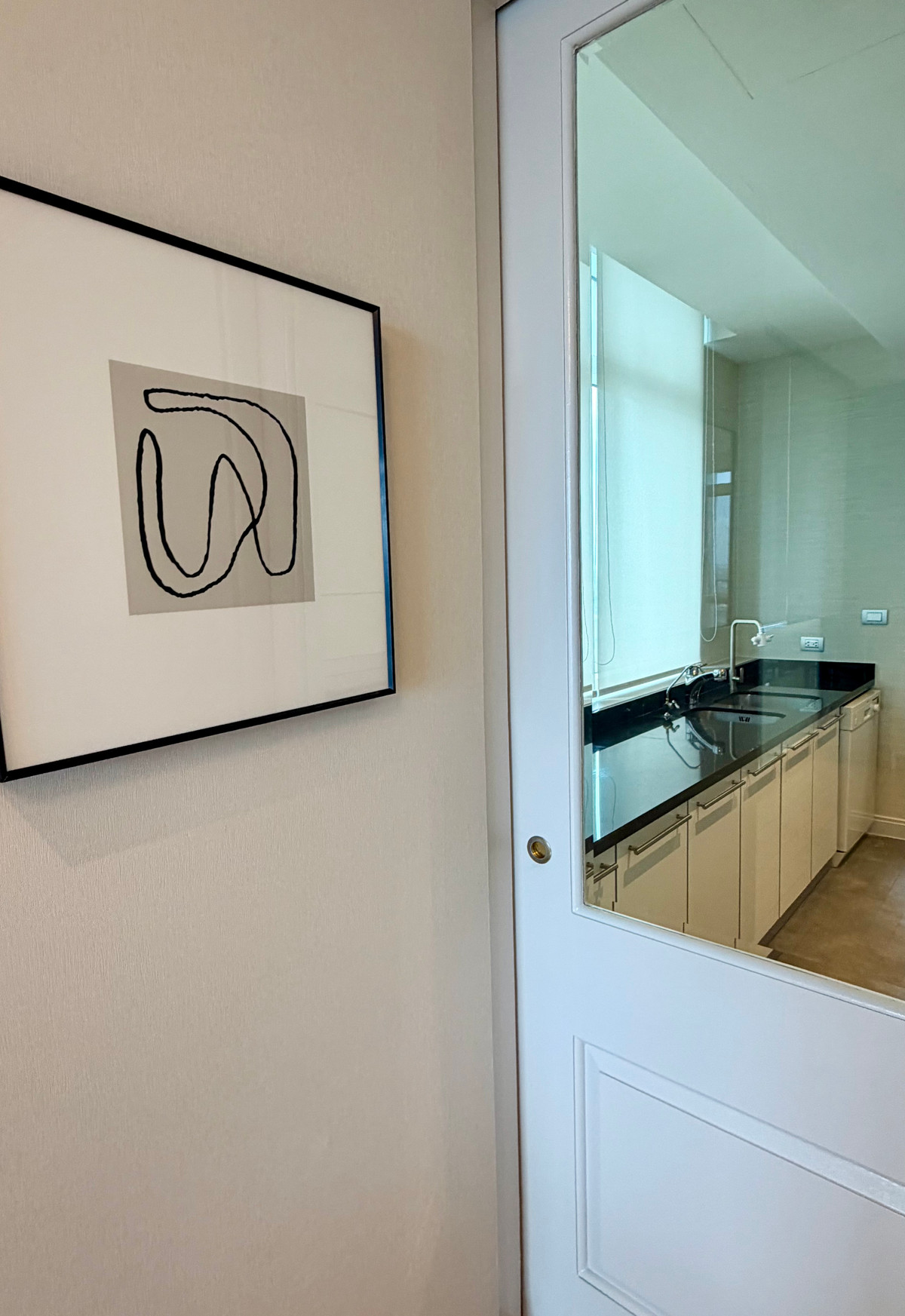 For RentCondoWitthayu, Chidlom, Langsuan, Ploenchit : For Rent – Athenee Residence, Ruamrudee (36th Floor , 133 sq.m.)(S15-7915)