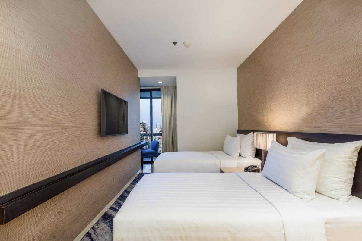 For RentCondoSukhumvit, Asoke, Thonglor : LTHC14555 – Condo for Rent | Emporium Suites by Chatrium | 200 sqm | 3 Beds 3 Baths | Near BTS Phrom Phong | 185K/Month | Condo for rent Emporium Suites