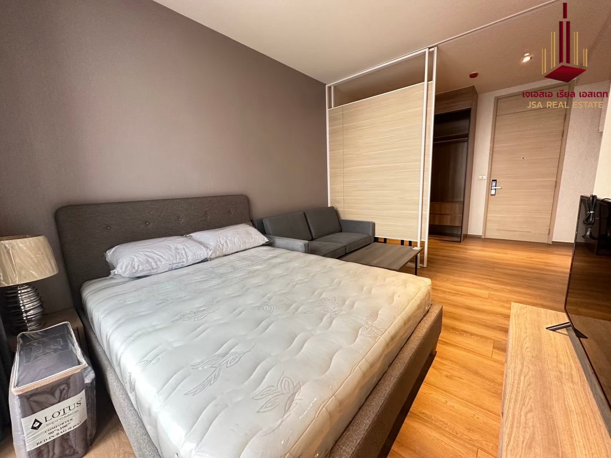 For SaleCondoSukhumvit, Asoke, Thonglor : ✨ For Sale: Park Origin Phrom Phong Condo ✨ 💰 Only 4,800,000 THB