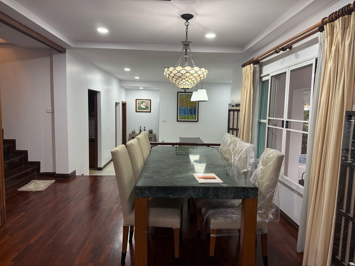 บ้านนนทบุรี บางใหญ่ บางบัวทอง : 🏡✨ ขาย / ให้เช่า บ้านเดี่ยวหรู พร้อมเข้าอยู่
📍 หมู่บ้านประดับดาว 3 ทำเลท่าอิฐ ปากเกร็ด นนทบุรี