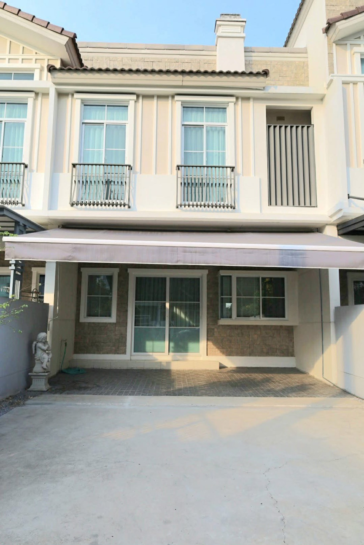 For RentTownhomeBangna, Bearing, Lasalle : 🔥 TLML101 🔥 Line : @p2nproperty