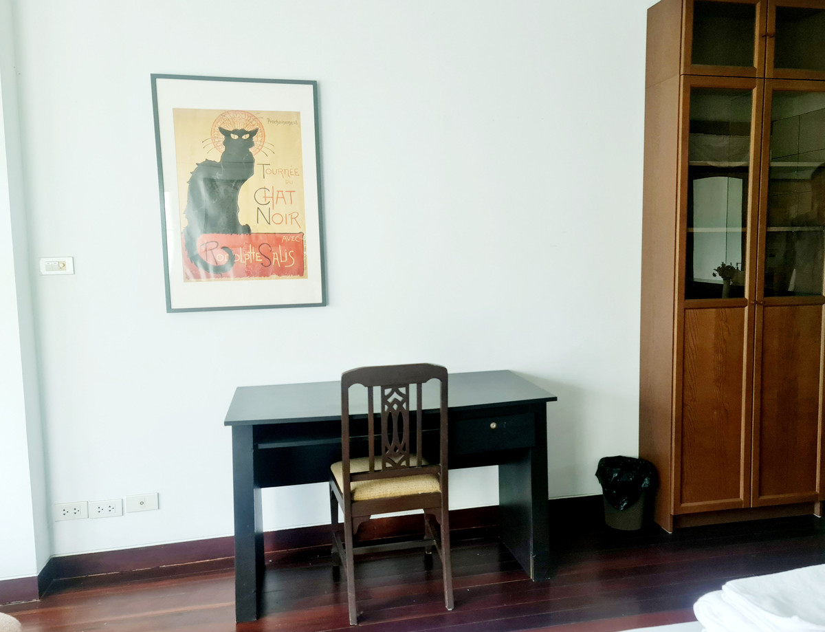 For RentHouseSukhumvit, Asoke, Thonglor : House wz private swiming pool in Thonglor Sukhumvit, only 800 meters to BTS Thonglor station