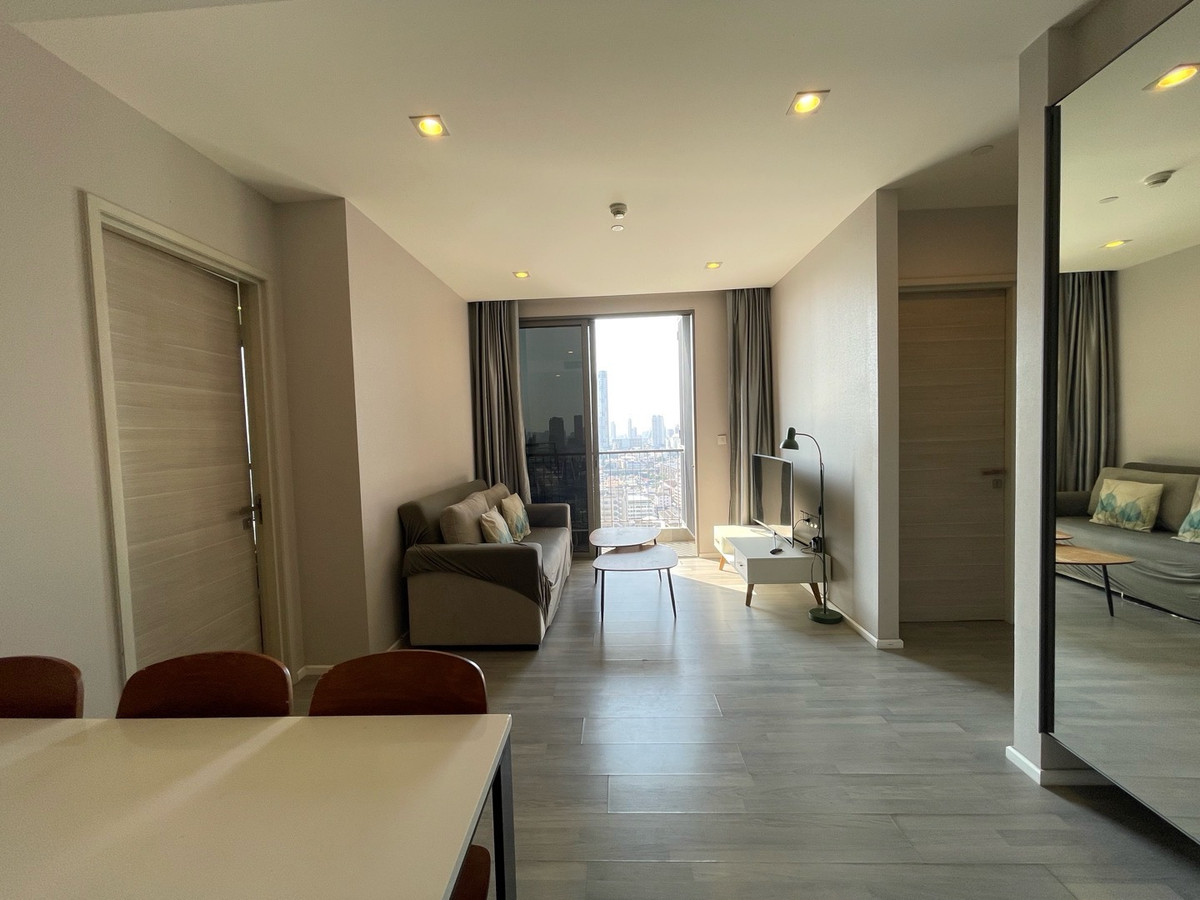 ขายคอนโดสาทร นราธิวาส : ขาย 2 ห้องนอน 2 ห้องน้ำ | 65 ตร.ม. | ชั้น 23