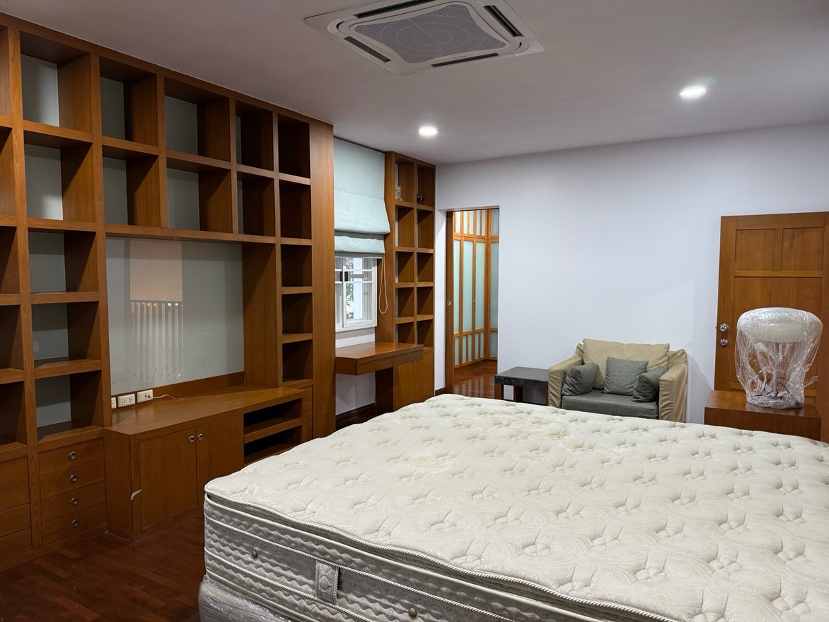 บ้านนนทบุรี บางใหญ่ บางบัวทอง : 🏡✨ ขาย / ให้เช่า บ้านเดี่ยวหรู พร้อมเข้าอยู่
📍 หมู่บ้านประดับดาว 3 ทำเลท่าอิฐ ปากเกร็ด นนทบุรี