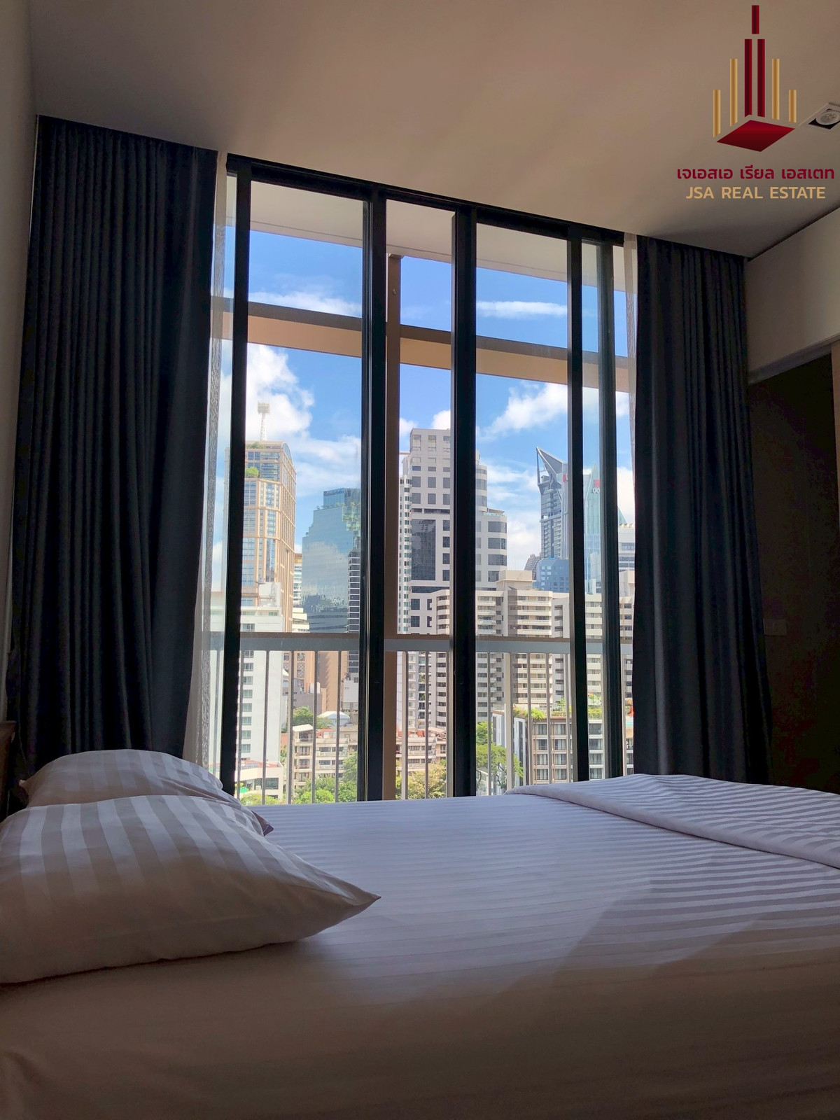 For SaleCondoSukhumvit, Asoke, Thonglor : ✨ For Sale: Park Origin Phrom Phong Condo ✨ 💰 Only 4,500,000 THB