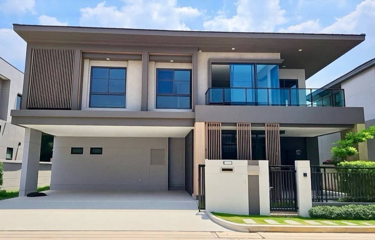 ให้เช่าบ้านบางนา แบริ่ง ลาซาล : 🌟ให้เช่าบ้านใหม่ บิ้วท์อินทั้งหลัง ตกแต่งสวย บางกอก บลูเลอวาร์ด บางนา ศรีนครินทร์ บ้านเดี่ยว 2 ชั้น 3 ห้องนอน 5 ห้องน้ำ💥ค่าเช่า 99,000 บาท/เดือน 