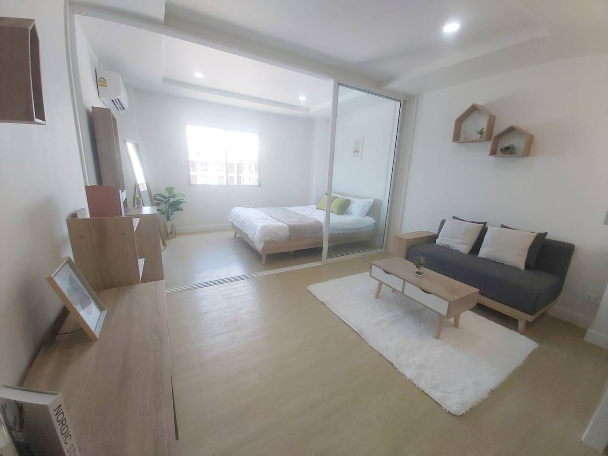 ขายคอนโดพัฒนาการ ศรีนครินทร์ : คอนโด กรีนเพลสรอยัลปาร์ค ตึก A ชั้น 7 ราคา 1.3 ล้าน