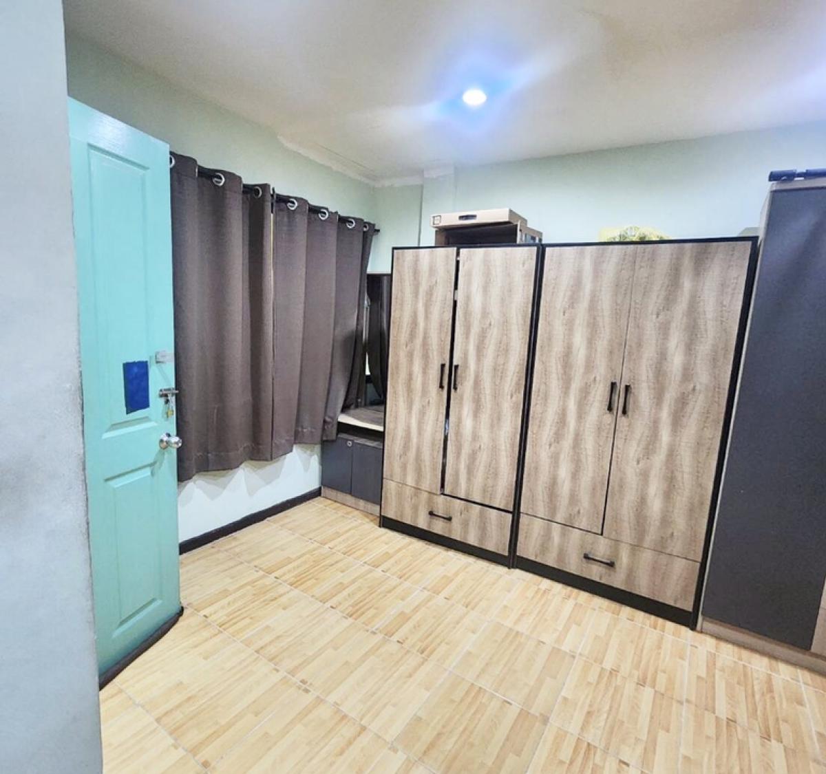 ขายทาวน์โฮมโชคชัย4 ลาดพร้าว71 : ขายด่วน บ้านกลางเมืองรัชดา เหม่งจ๋าย