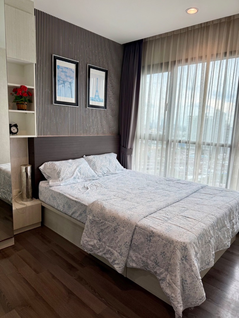 For SaleCondoOnnut, Udomsuk : Condo for sale in a prime location near BTS On Nut, The Base Park West Sukhumvit 77 project.