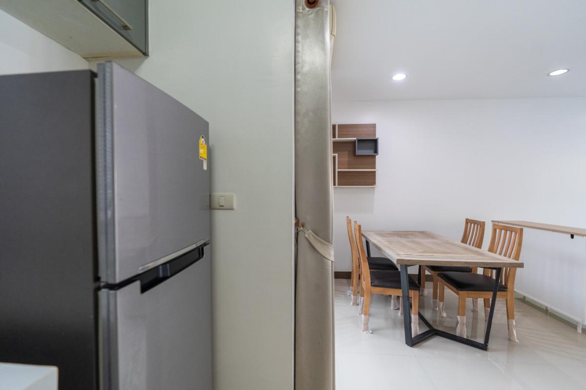 For RentTownhomeRamkhamhaeng, Hua Mak : 🔥For Rent Immediately🔥 Townhouse in the City Center, Rama 9 - Ramkhamhaeng. 3 bedrooms, 3 bathrooms. Beautiful house, ready to move in. Near the expressway and the Orange Line MRT❗